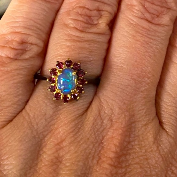 Amazing Genuine Ethiopian Opal 14k and Rhodolite Garnet Ring - Picture 5 of 5